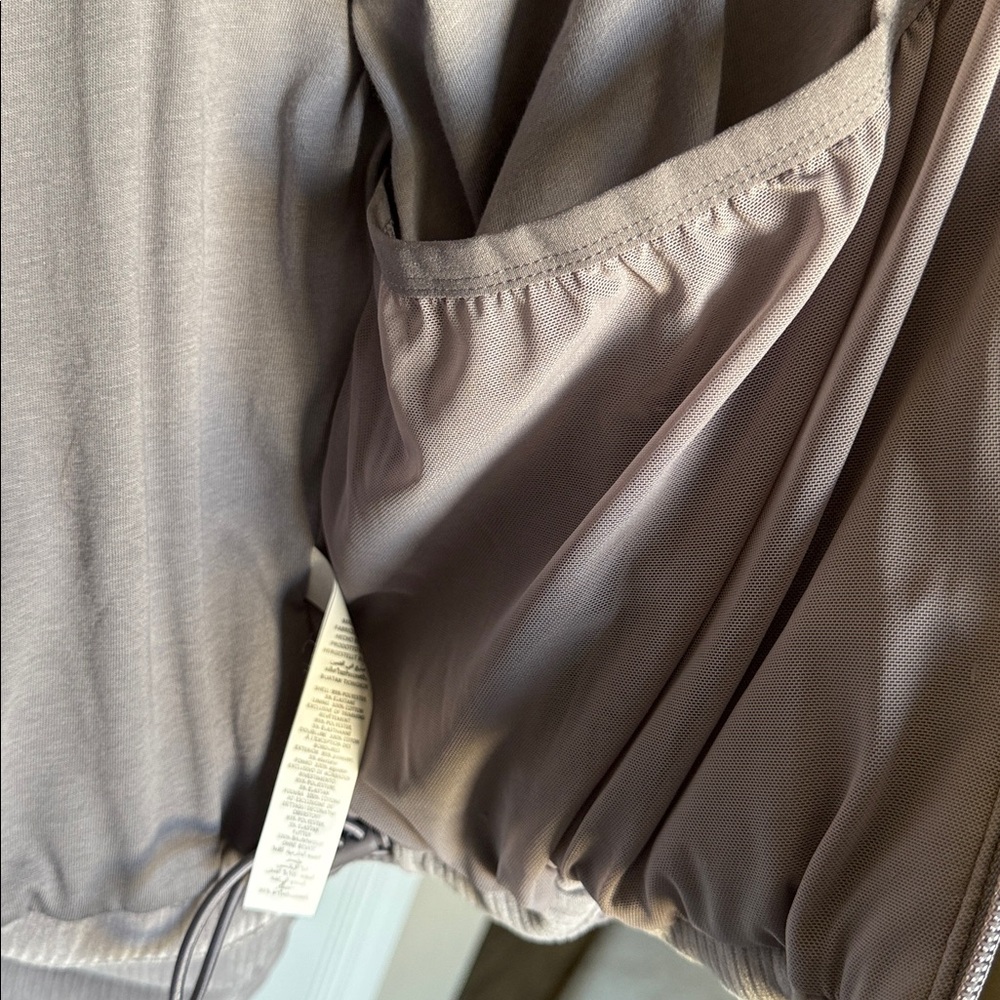 Alo Jacket Ribbed Velour - Picture 4 of 5